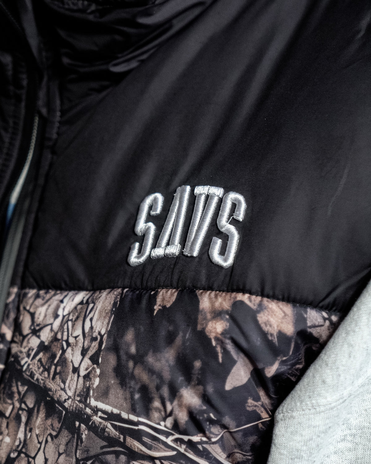 SAVS 'DEAD TREE CAMO' PUFFER VEST