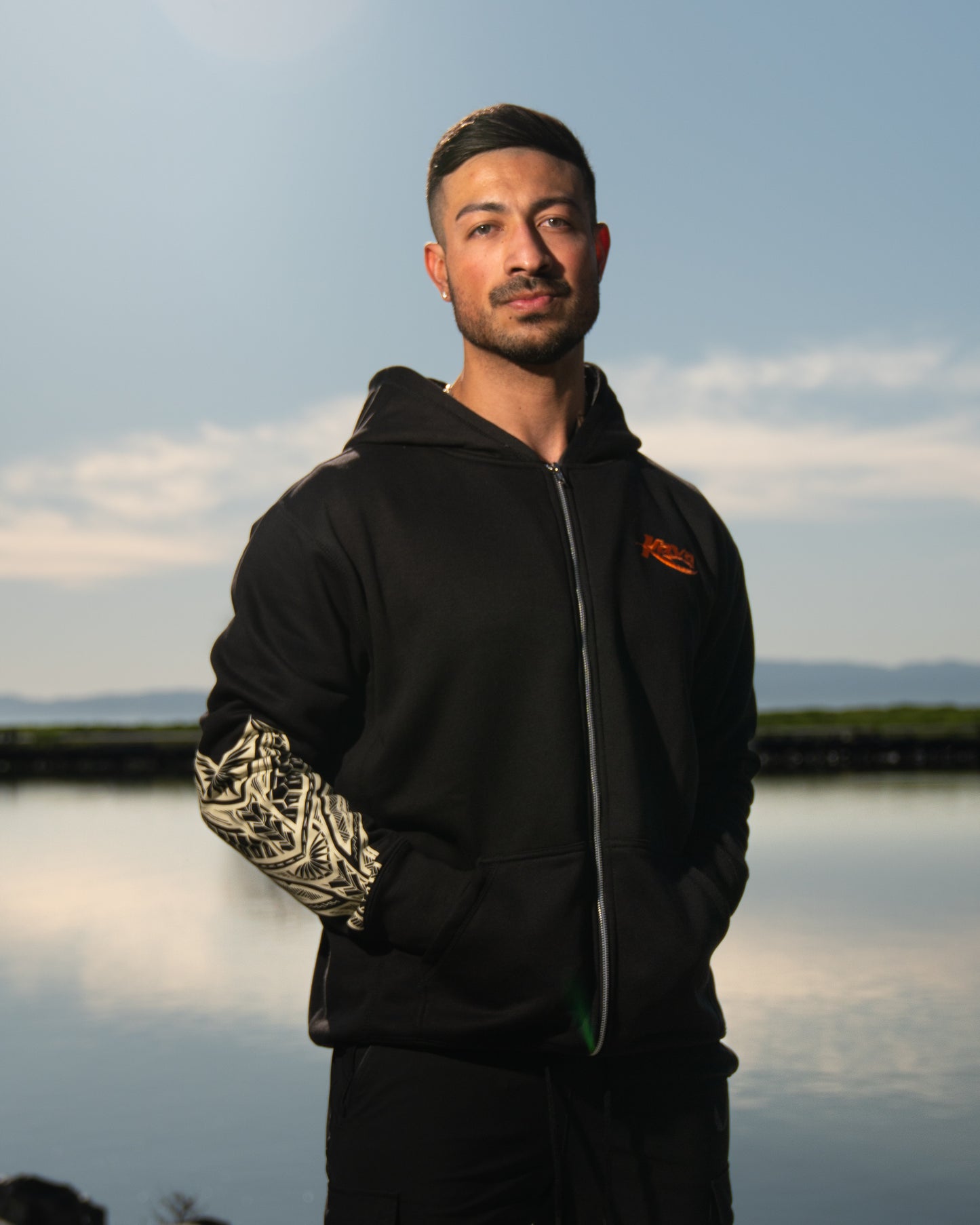 SAVS x KAVA ZIP HOODIE - BLACK