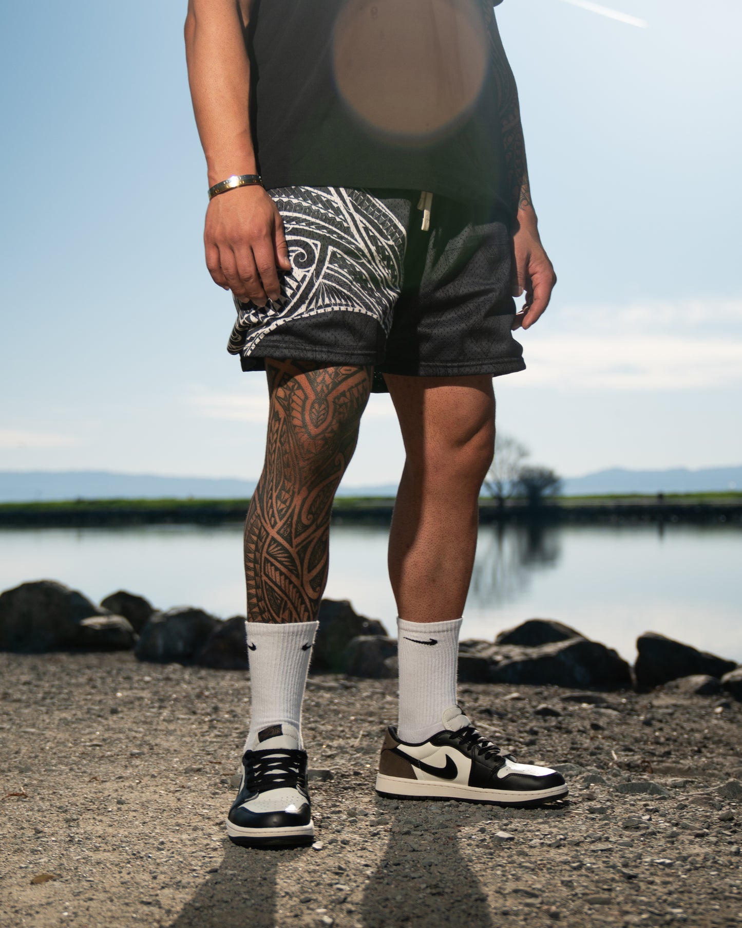 KAVA x BBC TRIANGLE HOOP SHORTS - BLACK/CREAM