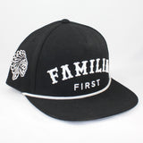 FAMILIA FIRST 5 PANEL SNAPBACK - BLACK